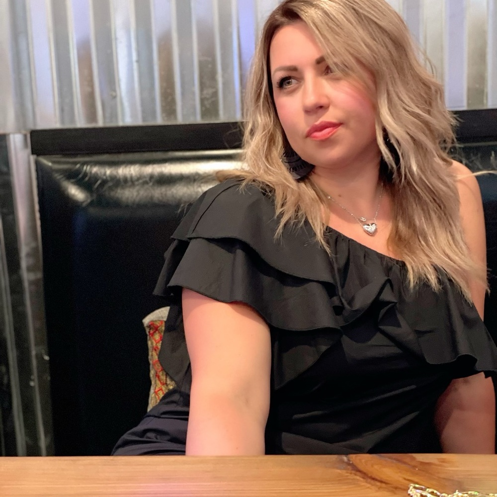 Meet your Posher, ELEN